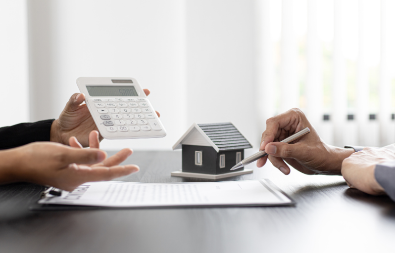 Who Should Opt for Insurance