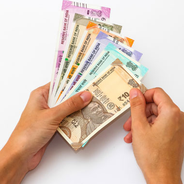 Builds Creditworthiness