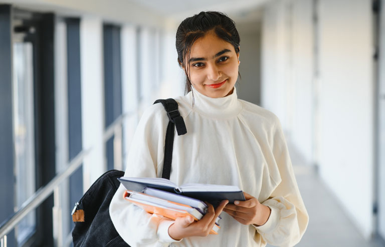 Why-Choose-an-Education-Loan